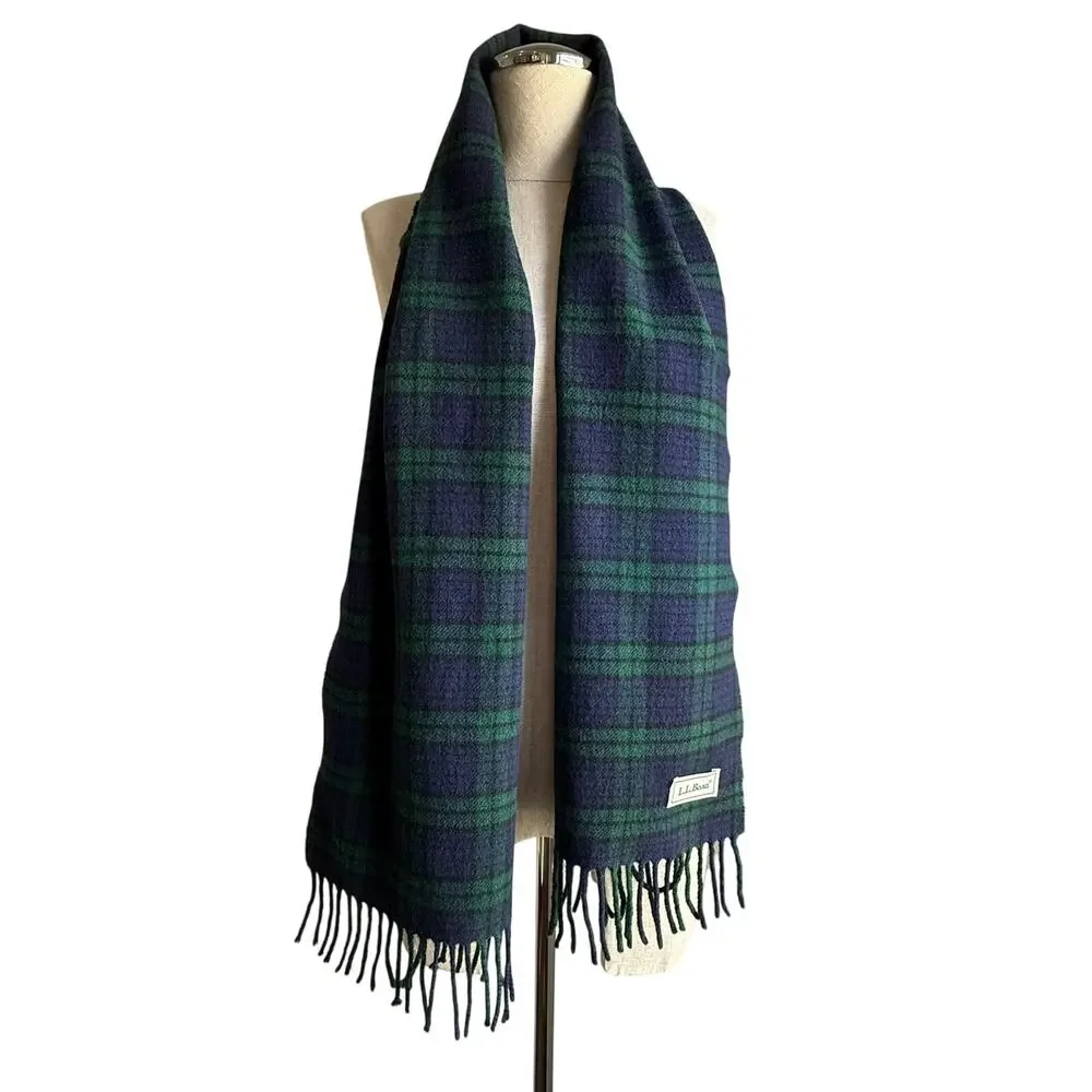 L.L.Bean Wool Blend Plaid Scarf Green Blue Tartan Made in Italy 50